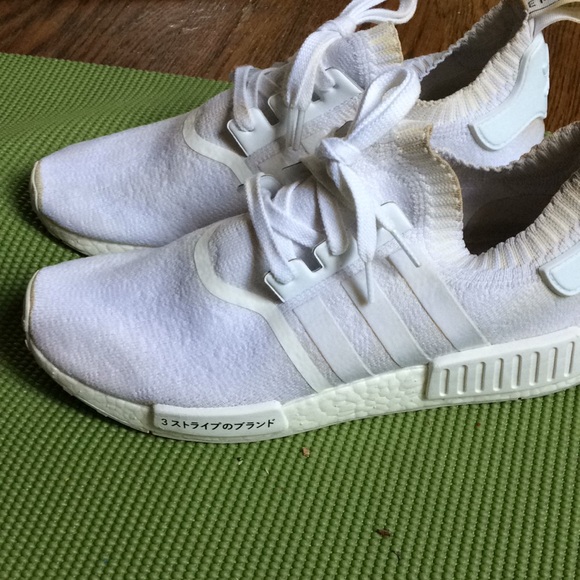 nmd r1 triple white japan